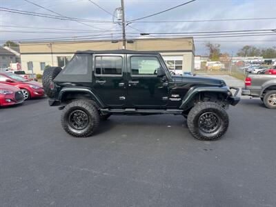 2012 Jeep Wrangler Unlimited Sahara   - Photo 5 - West Chester, PA 19382