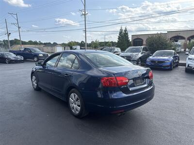 2012 Volkswagen Jetta SE PZEV   - Photo 8 - West Chester, PA 19382