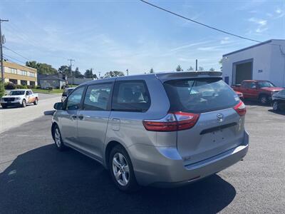 2015 Toyota Sienna L 7-Passenger   - Photo 4 - West Chester, PA 19382