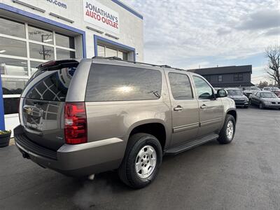 2012 Chevrolet Suburban LT - Photo 5 - West Chester, PA 19382