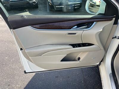 2013 Cadillac XTS Premium Collection   - Photo 10 - West Chester, PA 19382