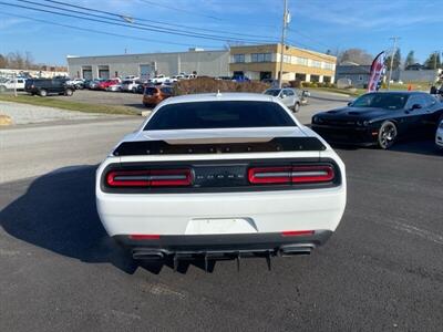 2015 Dodge Challenger R/T Plus   - Photo 6 - West Chester, PA 19382