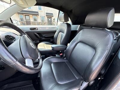 2010 Volkswagen New Beetle Convertible Base PZEV   - Photo 10 - West Chester, PA 19382