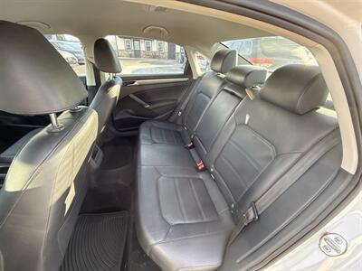 2018 Volkswagen Passat 2.0T S - Photo 13 - West Chester, PA 19382