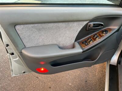 2004 Hyundai ELANTRA GLS   - Photo 9 - West Chester, PA 19382