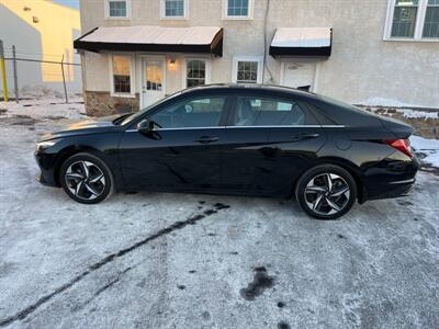 2022 Hyundai ELANTRA Limited   - Photo 5 - West Chester, PA 19382