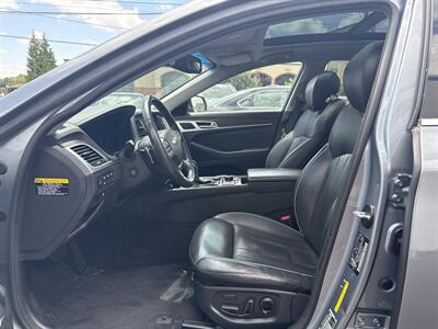 2015 Hyundai Genesis 3.8L   - Photo 9 - West Chester, PA 19382