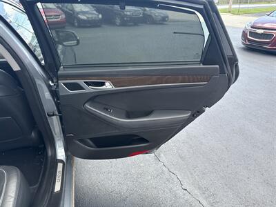 2015 Hyundai Genesis 3.8L   - Photo 16 - West Chester, PA 19382