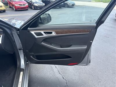 2015 Hyundai Genesis 3.8L   - Photo 19 - West Chester, PA 19382