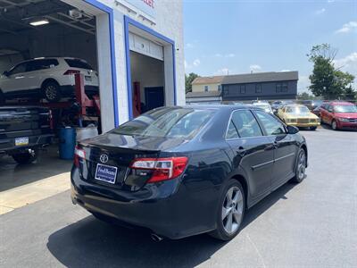 2014 Toyota Camry SE   - Photo 5 - West Chester, PA 19382