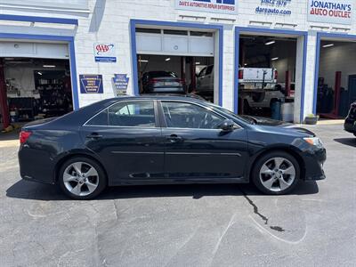 2014 Toyota Camry SE   - Photo 23 - West Chester, PA 19382