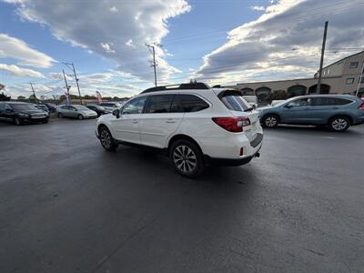 2016 Subaru Outback 2.5i Limited   - Photo 7 - West Chester, PA 19382