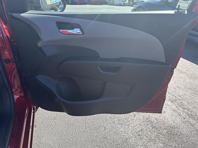 2014 Chevrolet Sonic LT Auto - Photo 19 - West Chester, PA 19382