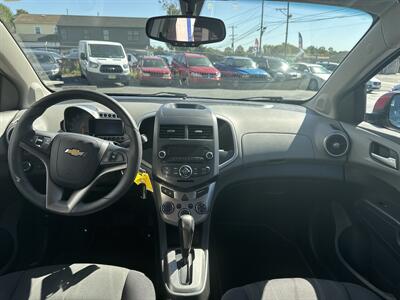 2014 Chevrolet Sonic LT Auto - Photo 13 - West Chester, PA 19382