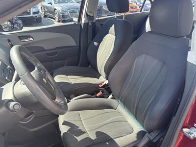 2014 Chevrolet Sonic LT Auto - Photo 10 - West Chester, PA 19382