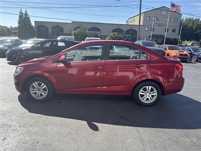 2014 Chevrolet Sonic LT Auto - Photo 9 - West Chester, PA 19382