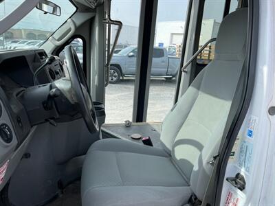 2009 Ford E-Series Van Buss  Super Duty Van - Photo 12 - West Chester, PA 19382