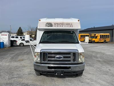 2009 Ford E-Series Van Buss  Super Duty Van - Photo 2 - West Chester, PA 19382