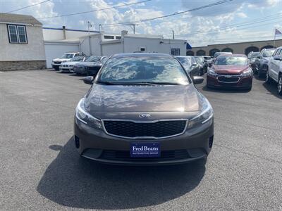 2017 Kia Forte LX   - Photo 2 - West Chester, PA 19382