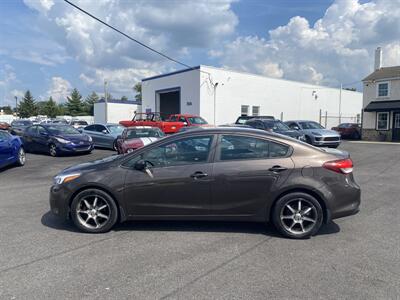 2017 Kia Forte LX   - Photo 8 - West Chester, PA 19382