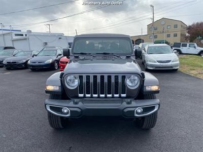 2021 Jeep Gladiator Overland   - Photo 2 - West Chester, PA 19382