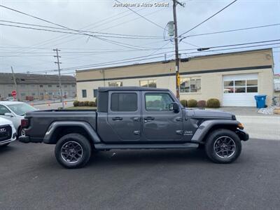 2021 Jeep Gladiator Overland   - Photo 4 - West Chester, PA 19382