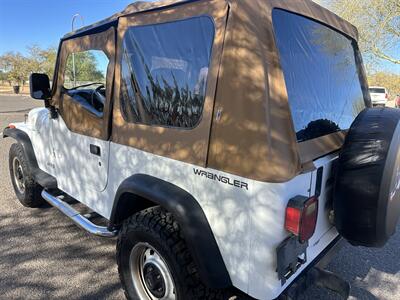 1993 Jeep Wrangler S  Soft Top - Photo 12 - Phoenix, AZ 85014