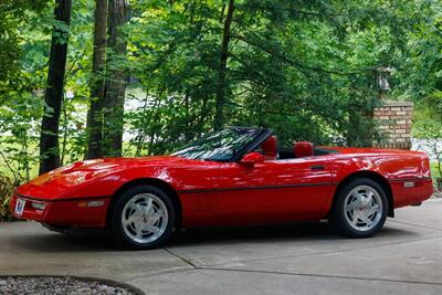 1989 Chevrolet Corvette Convertible   - Photo 1 - Phoenix, AZ 85014