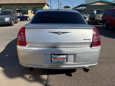 2006 Chrysler 300 Series SRT-8   - Photo 6 - Phoenix, AZ 85014