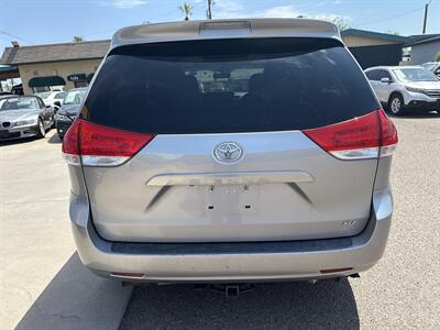 2012 Toyota Sienna XLE 8-Passenger   - Photo 7 - Phoenix, AZ 85014