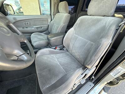 2004 Toyota Tacoma PreRunner V6   - Photo 15 - Phoenix, AZ 85014