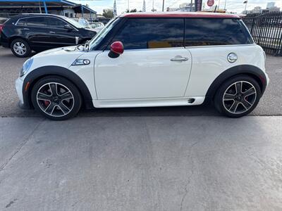 2013 MINI Cooper John Cooper Works   - Photo 4 - Phoenix, AZ 85014