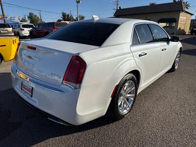 2015 Chrysler 300C   - Photo 8 - Phoenix, AZ 85014