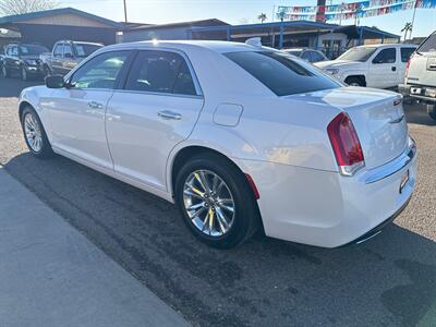 2015 Chrysler 300C   - Photo 6 - Phoenix, AZ 85014