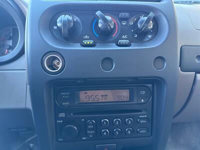 2004 Nissan Frontier XE-V6   - Photo 14 - Phoenix, AZ 85014