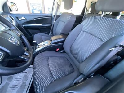 2017 Dodge Journey SXT 7 passenger   - Photo 15 - Phoenix, AZ 85014