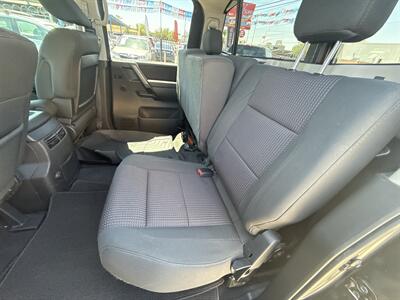 2010 Nissan Titan SE Crew Cab RWD   - Photo 13 - Phoenix, AZ 85014