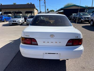 1995 Toyota Camry LE   - Photo 7 - Phoenix, AZ 85014