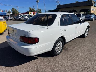 1995 Toyota Camry LE   - Photo 8 - Phoenix, AZ 85014