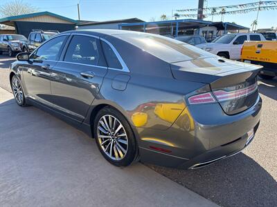 2019 Lincoln MKZ Hybrid Reserve I   - Photo 6 - Phoenix, AZ 85014