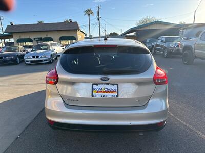 2018 Ford Focus SE   - Photo 6 - Phoenix, AZ 85014