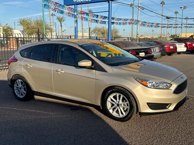 2018 Ford Focus SE   - Photo 2 - Phoenix, AZ 85014