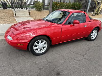 1991 Mazda MX-5 Miata   - Photo 1 - Phoenix, AZ 85014