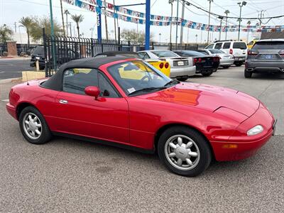 1991 Mazda MX-5 Miata   - Photo 2 - Phoenix, AZ 85014