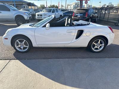 2002 Toyota MR2 Spyder   - Photo 8 - Phoenix, AZ 85014