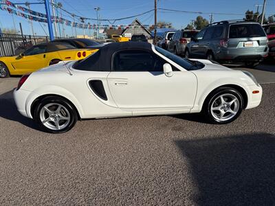 2002 Toyota MR2 Spyder   - Photo 15 - Phoenix, AZ 85014