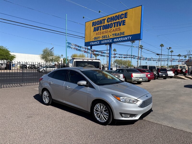 2017 Ford Focus Titanium  