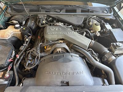 1995 Lincoln Town Car Executive   - Photo 11 - Phoenix, AZ 85014