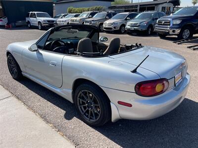 2000 Mazda MX-5 Miata   - Photo 10 - Phoenix, AZ 85014