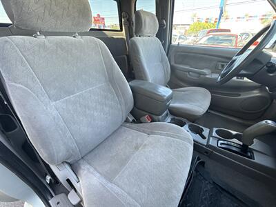 2001 Toyota Tacoma Prerunner   - Photo 17 - Phoenix, AZ 85014